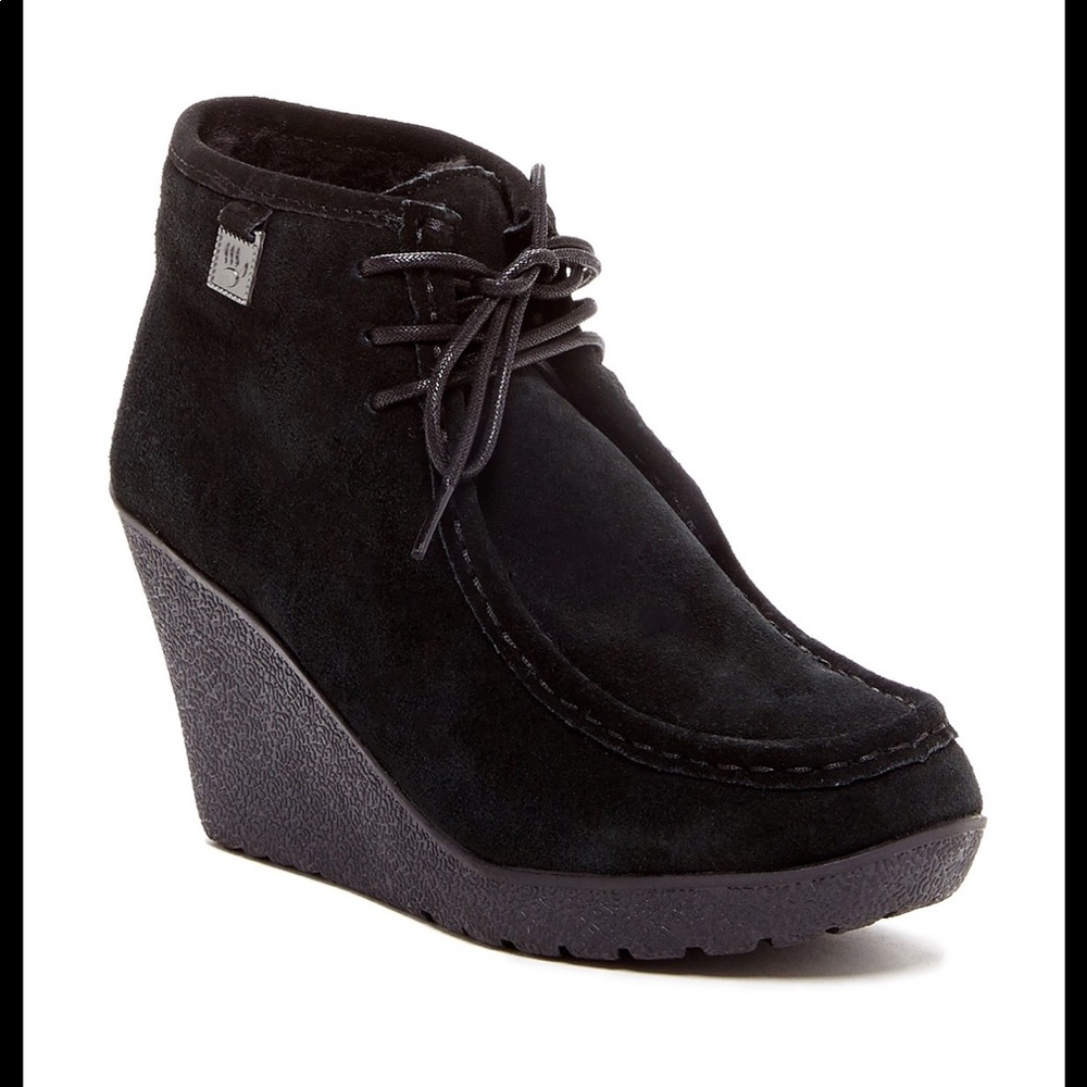 ❤️BEARPAW ASTORIA WEDGE BOOTIE ~ 8